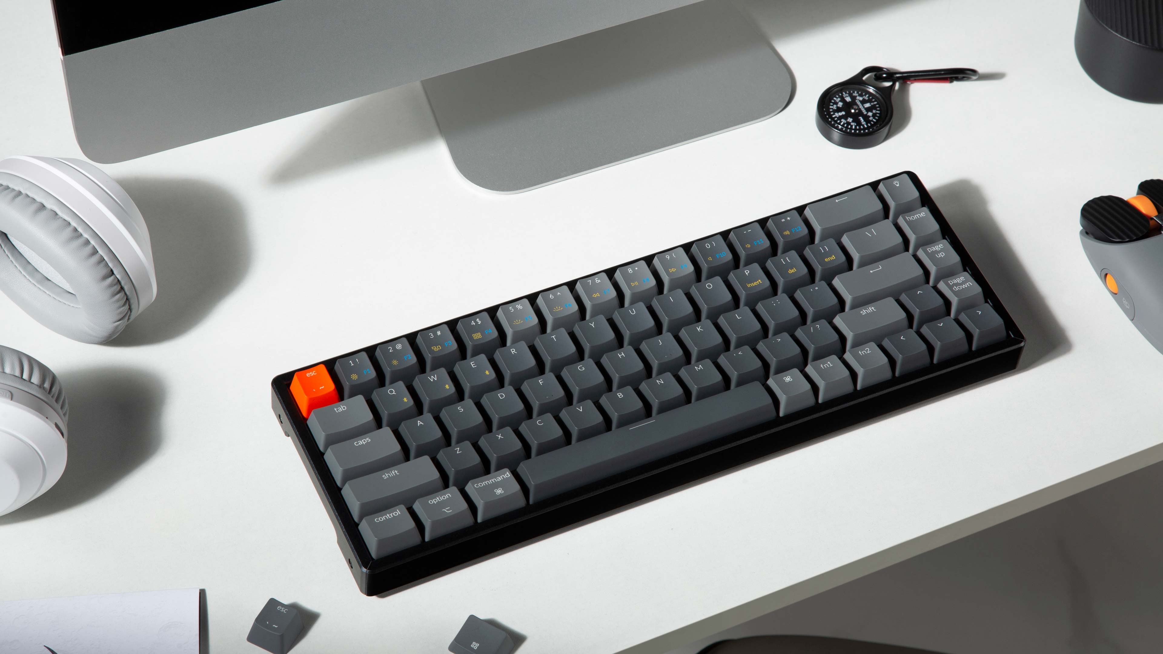 Keychron K6 65 procentu kompakta bezvadu mehāniskā mehāniskā tastatūra ar mazāku darba galda laukumu, paredzēta Mac un Windows operētājsistēmām