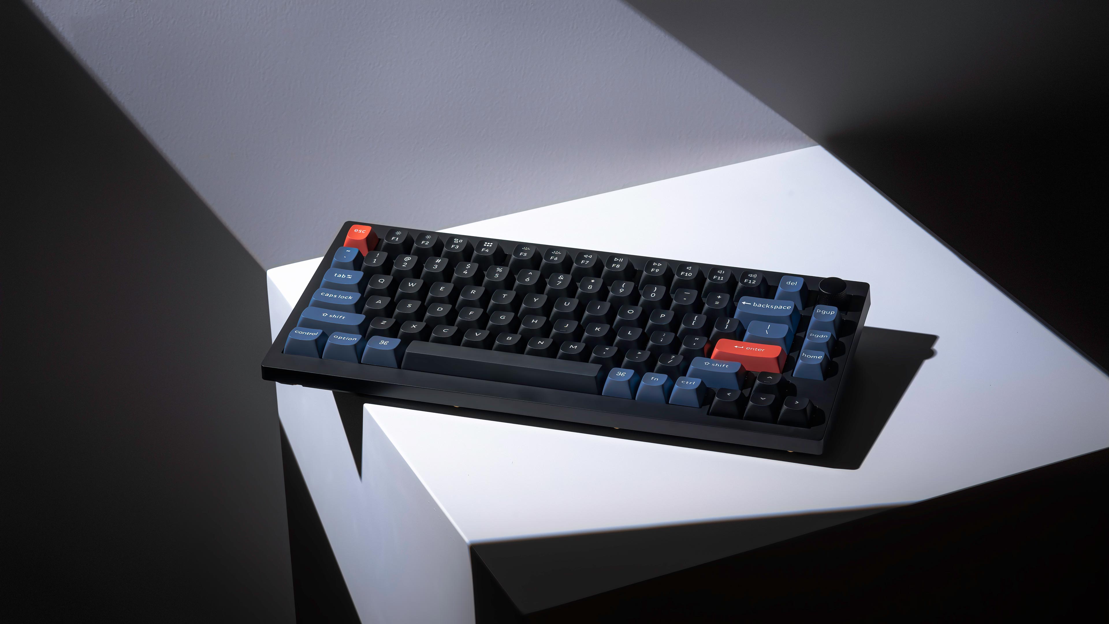 Keychron V1 pielāgota mehāniskā tastatūra