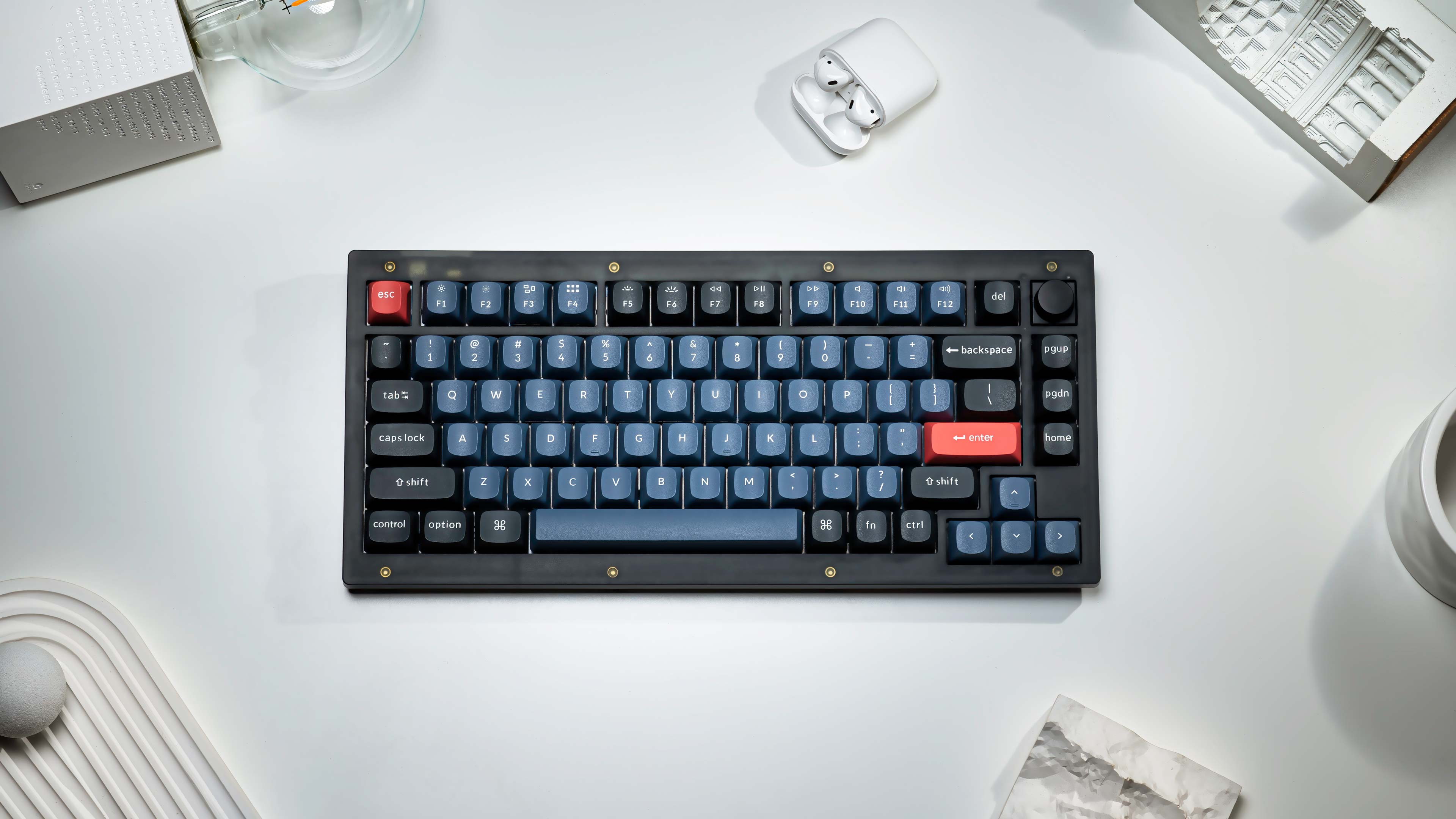 Keychron V1 pielāgota mehāniskā tastatūra