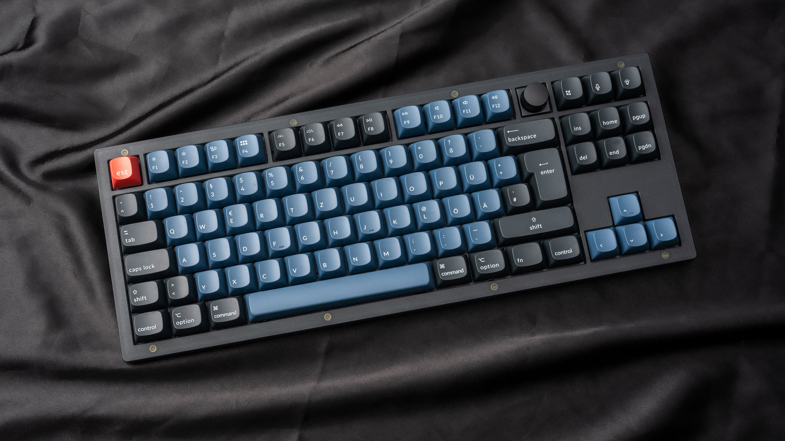 Keychron V3 QMK VIA custom mechanical keyboard ISO layout