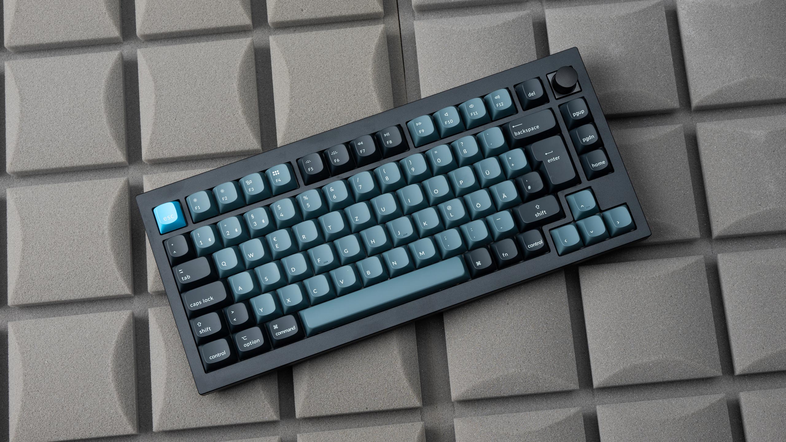 Keychron Q1 Pro QMK/VIA Wireless Custom Mechanical Keyboard ISO ...