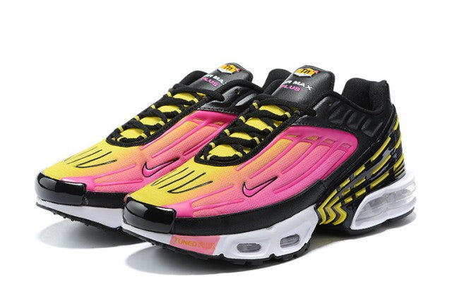 pink and black air max plus