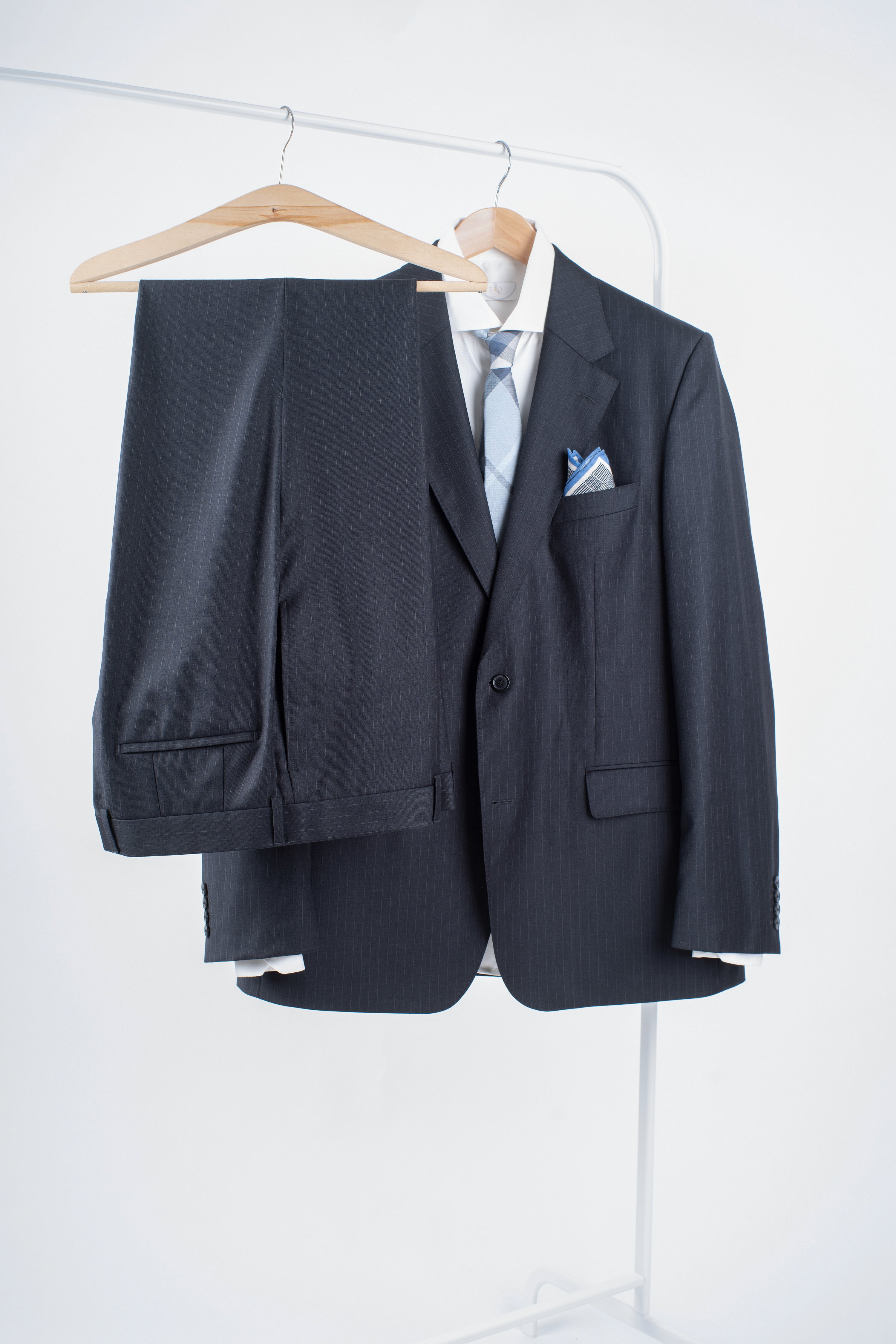 hugo boss suit 44r