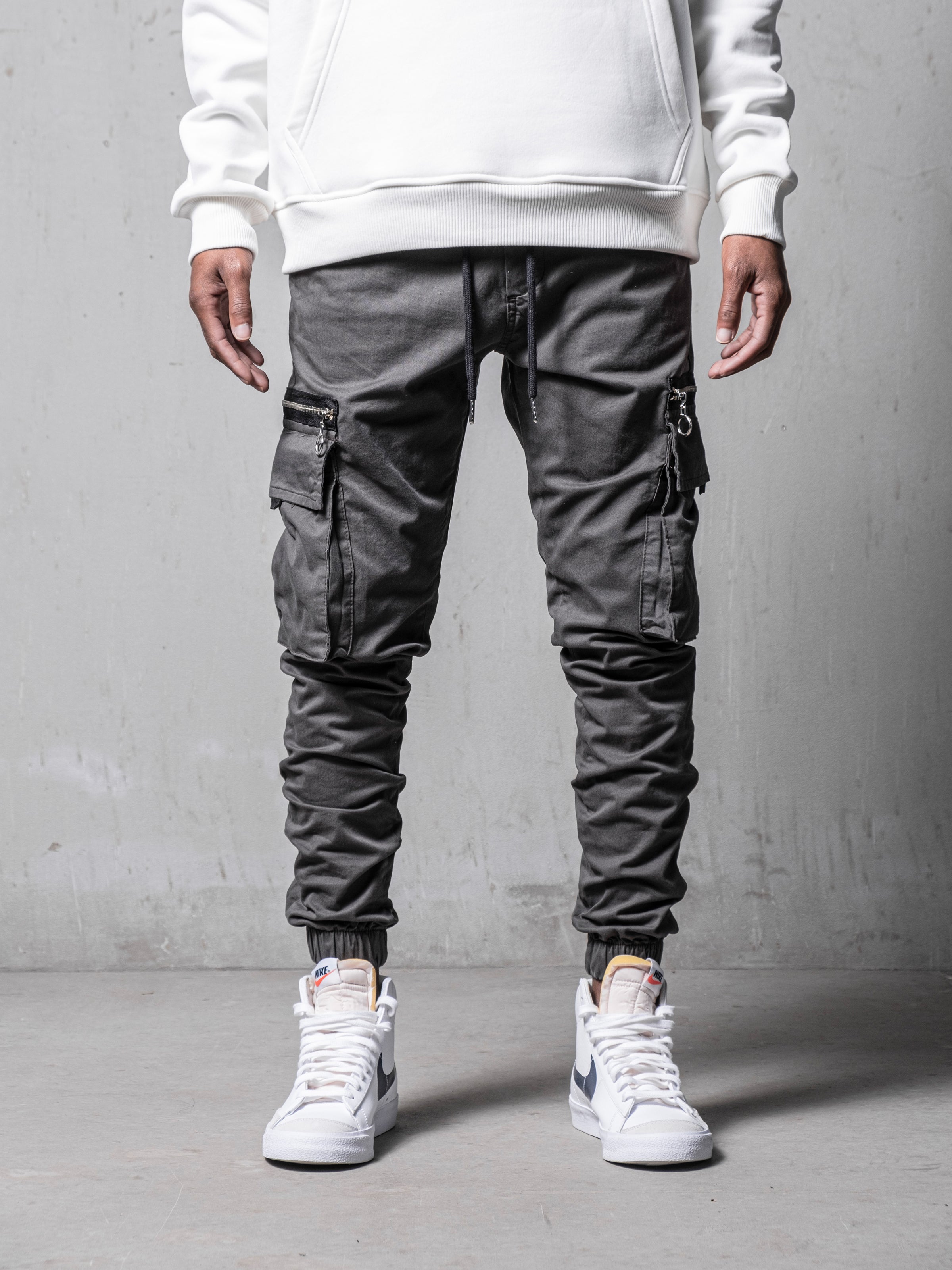 Kijkgat verzonden zwavel Grey Cargo Slim Fit Pants | Men's Streetwear Pants | Monocloth – Monocloth