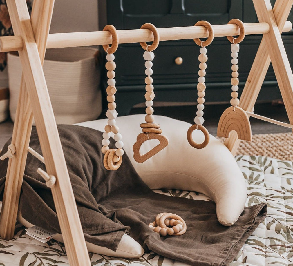Pinolino wooden baby gym Jane Offer at PLUSTOYS