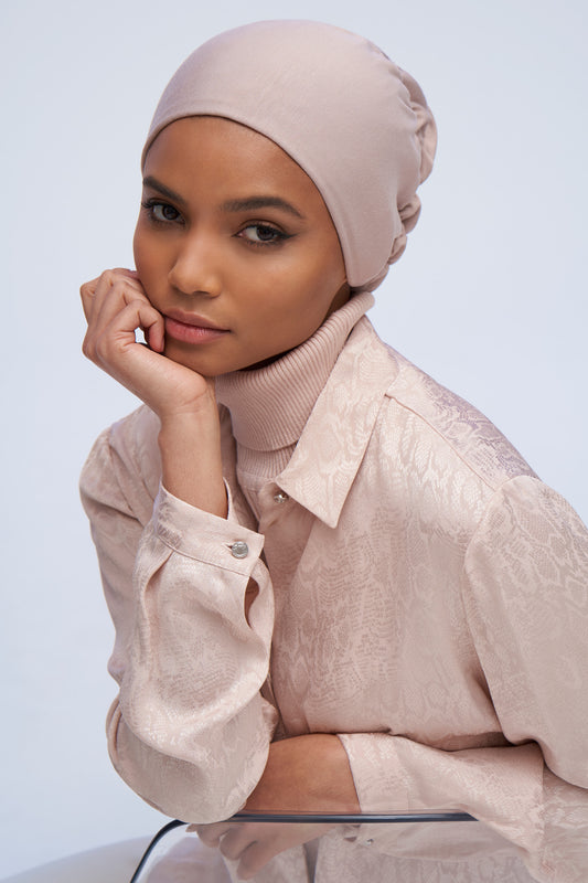 PeacePray Silk Satin Lined Hijab Undercap, Premium Non-Slip Hijab  Underscarf, Adjustable Tightness to Your Liking