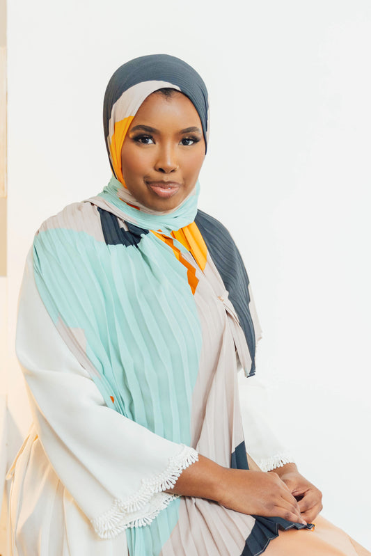 Cascade Pleat Hijab - Cashmere – Haute Hijab