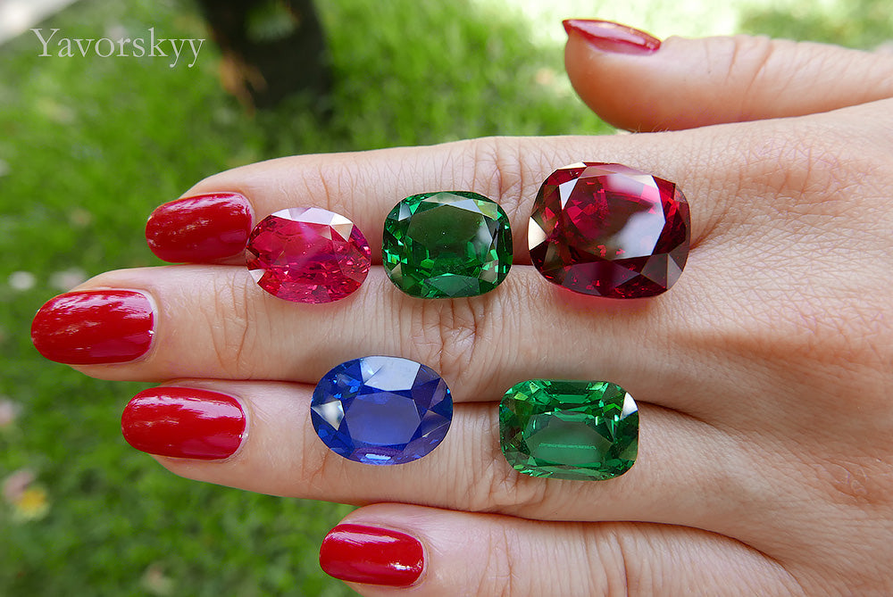 Gemstone prices Fine gems Buy precious stones Collector gemstones Calibrated spinel Spinel layout