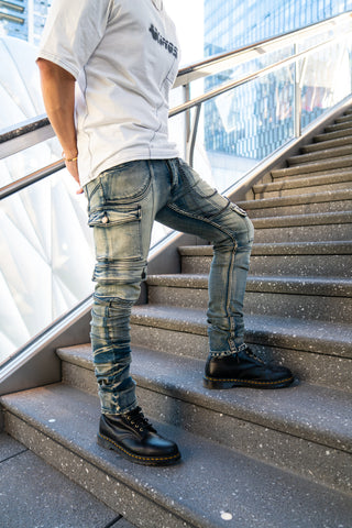 HOW TO STYLE BLUE JEANS FOR MEN - AKINGS