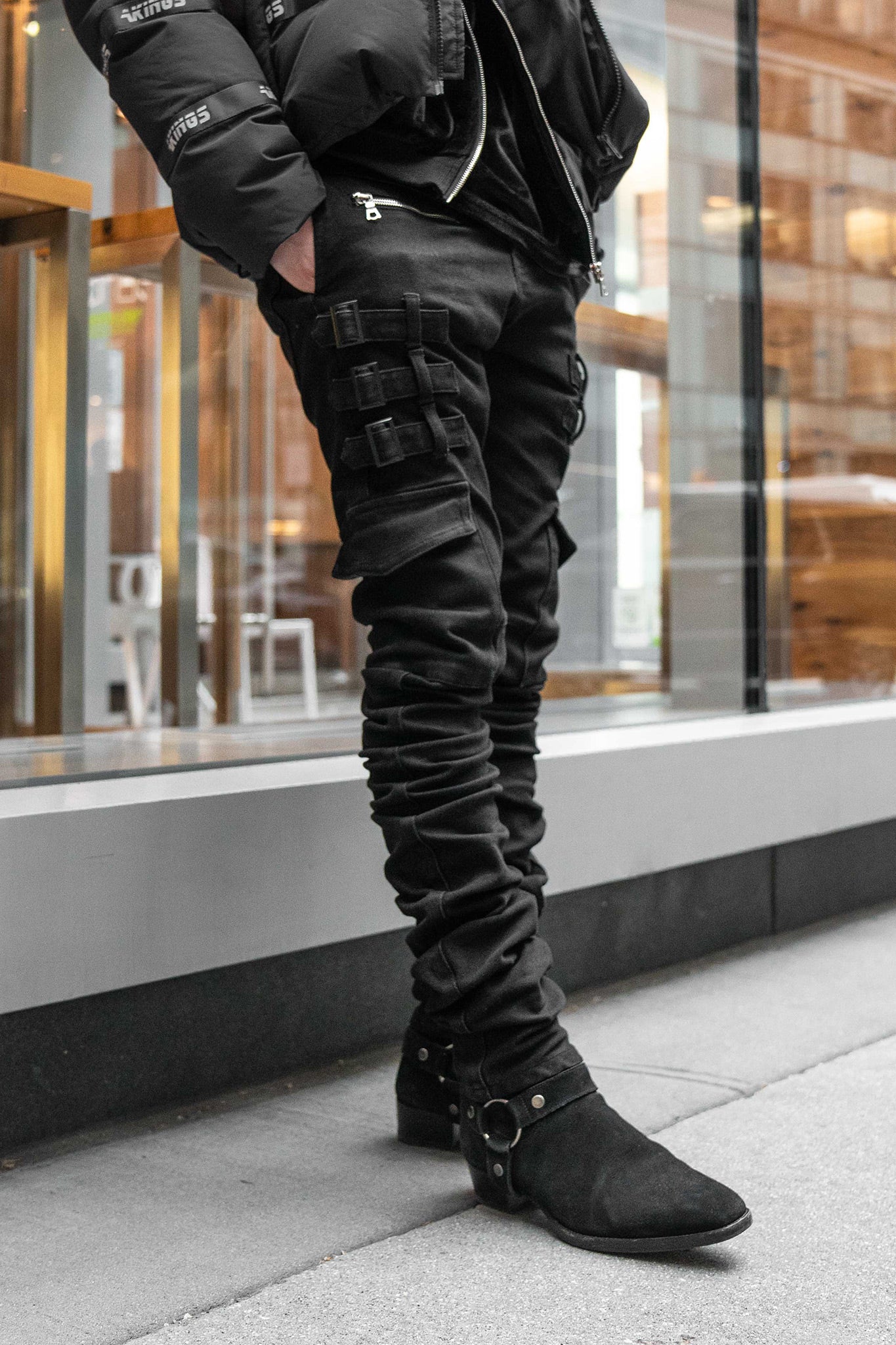 BLACK OMARI STACKED JEANS | AKINGS