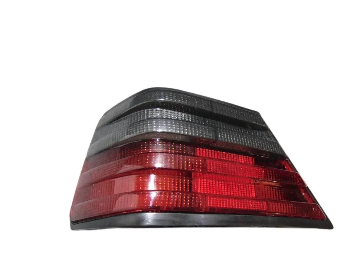 W124 Taillight Left "Black Red" NOVO