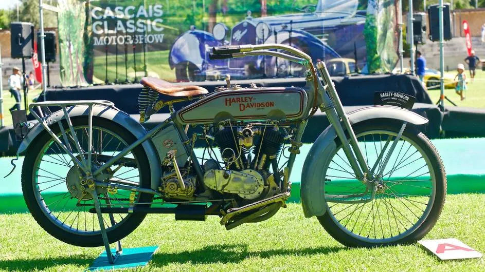1915 Harley-Davidson 11-F