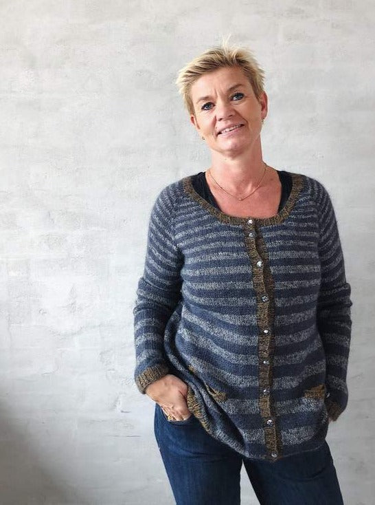 Miniature politiker Smadre Astrid cardigan, Isager knitting kit – Önling INT