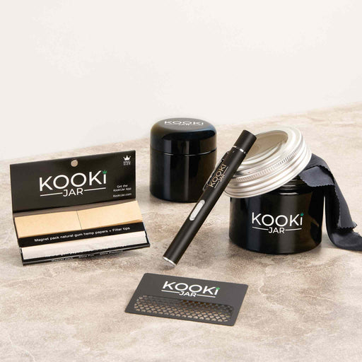 https://cdn.shopify.com/s/files/1/0059/6174/4497/products/KookiJar-The-Standard-Complete-Weed-Storage-Kit-Contents_6ed5ab67-1670-4e60-b928-9d1fed2dc394_512x512.jpg?v=1655735588