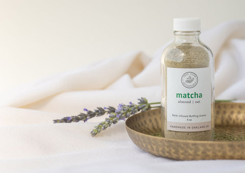 matcha buffing grains exfoliant natural skincare 