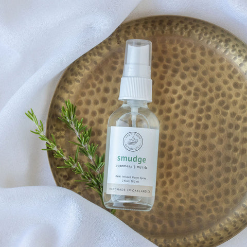 Smudge Spray maskne mask spray antibacterial disinfect clean cleanse