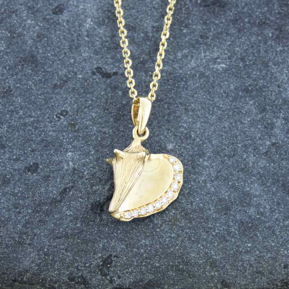 14k Gold Diamond Conch Shell Necklace Cape Cod Jewelers