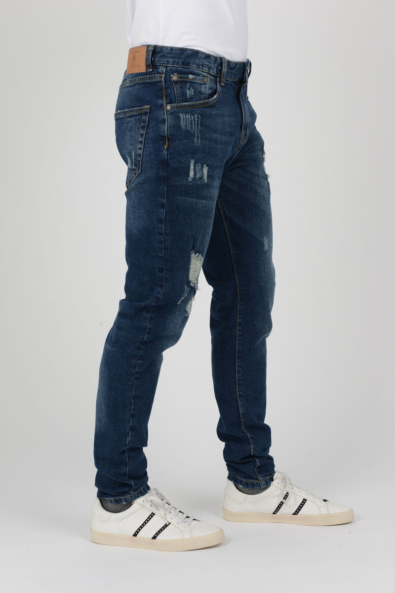 slim fit tapered leg jeans