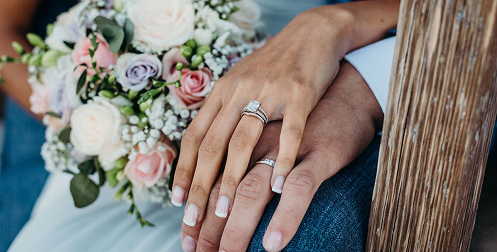 How Much Do Wedding Bands Actually Cost