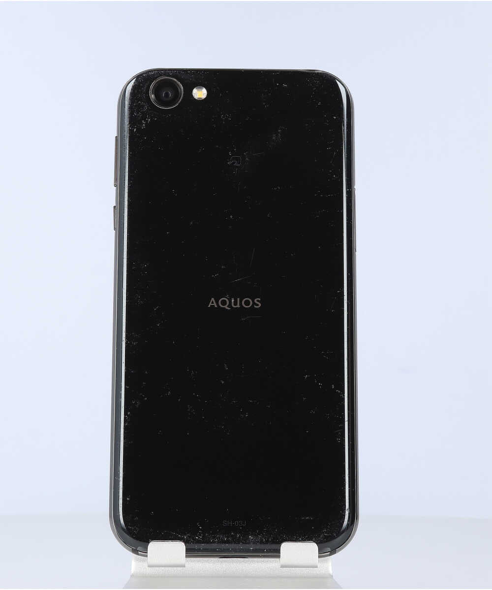 AQUOS R 64GB SIMフリー（NTTドコモ） Cグレード (353003084213484) 中古