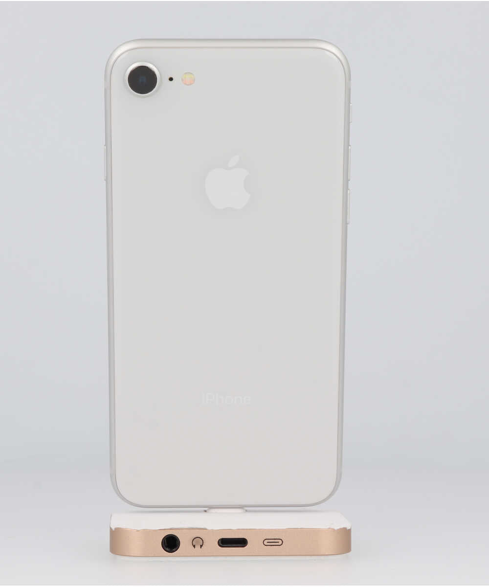 iphone8 シルバー　64G　美品