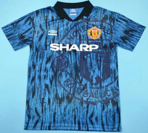 manchester united throwback jersey