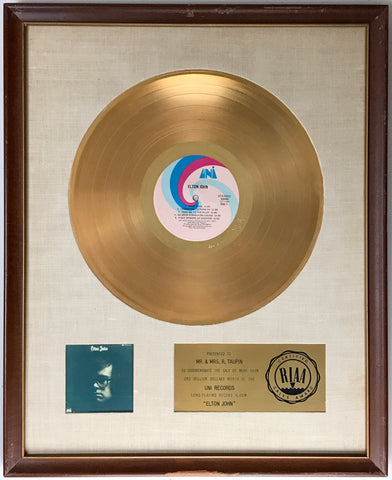 Elton John RIAA award to Bernie Taupin's parents