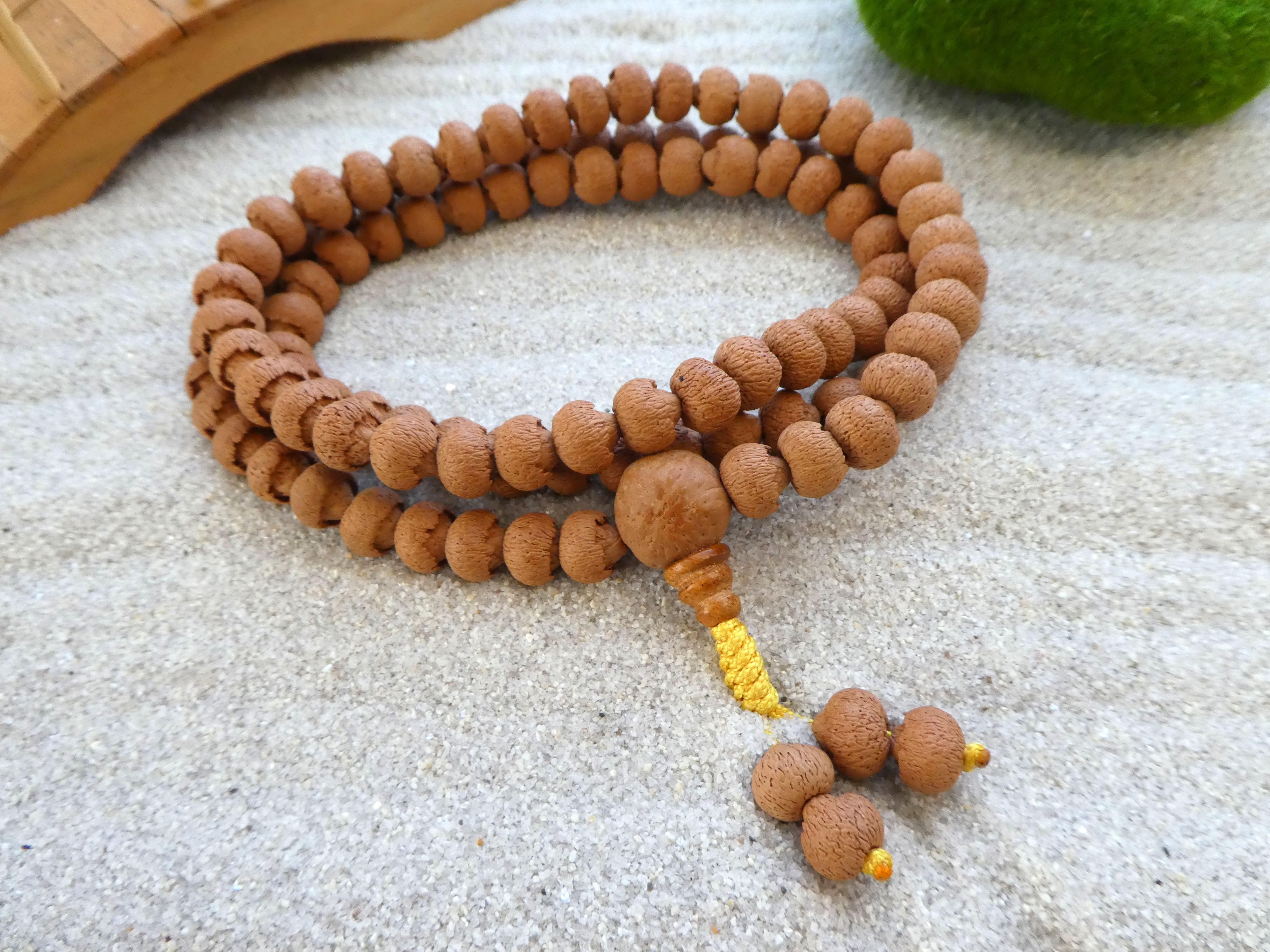 buddhist meditation beads