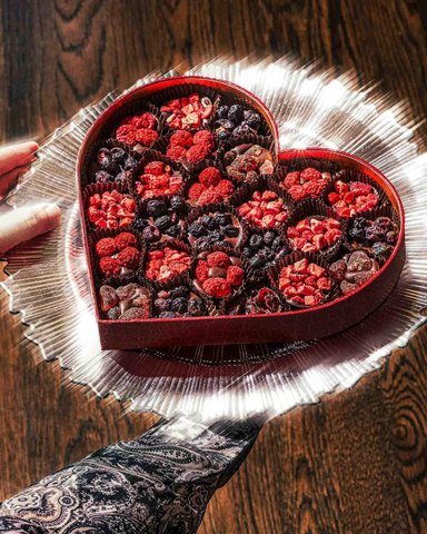 Valentine's Day Heart Shaped Chocolate Box - Berry Bouquet—Compartés