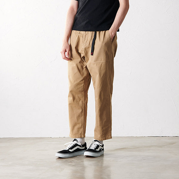 loose fit tapered trousers