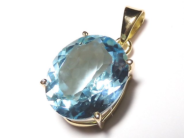 blue topaz healing properties, this is sky blue topaz pendant