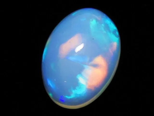 Ethiopian opal, gemstone crystal