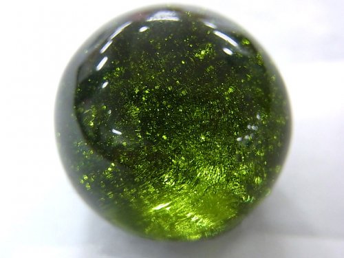 Tektite tpes, this is green tektite called Moldavite