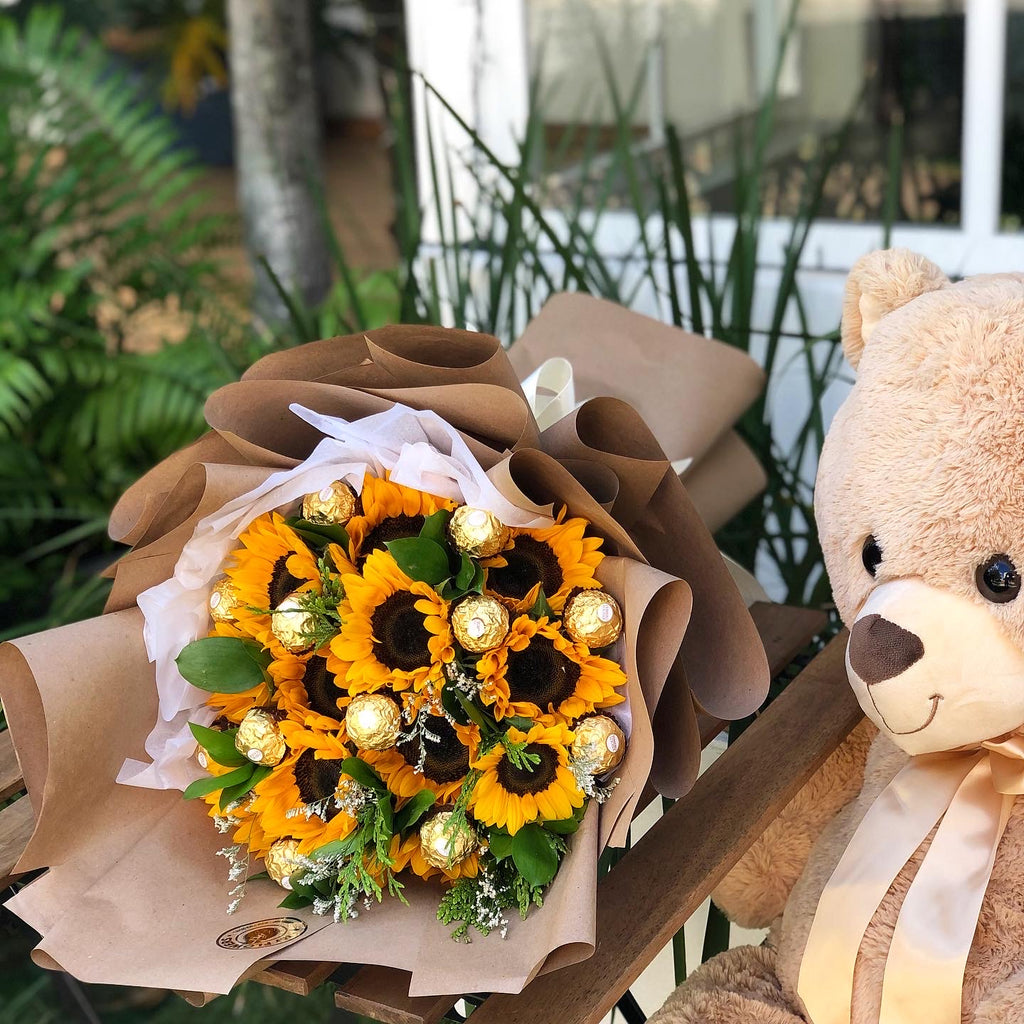 Bouquet de girasoles locales y bombones Ferrero Rocher – Mr Flowers Shop