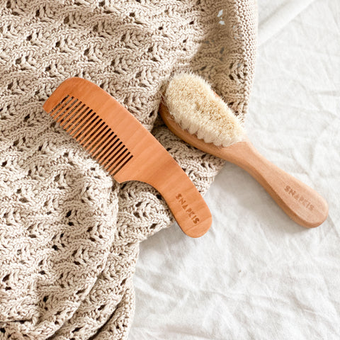 Snapkis Brush and Comb 