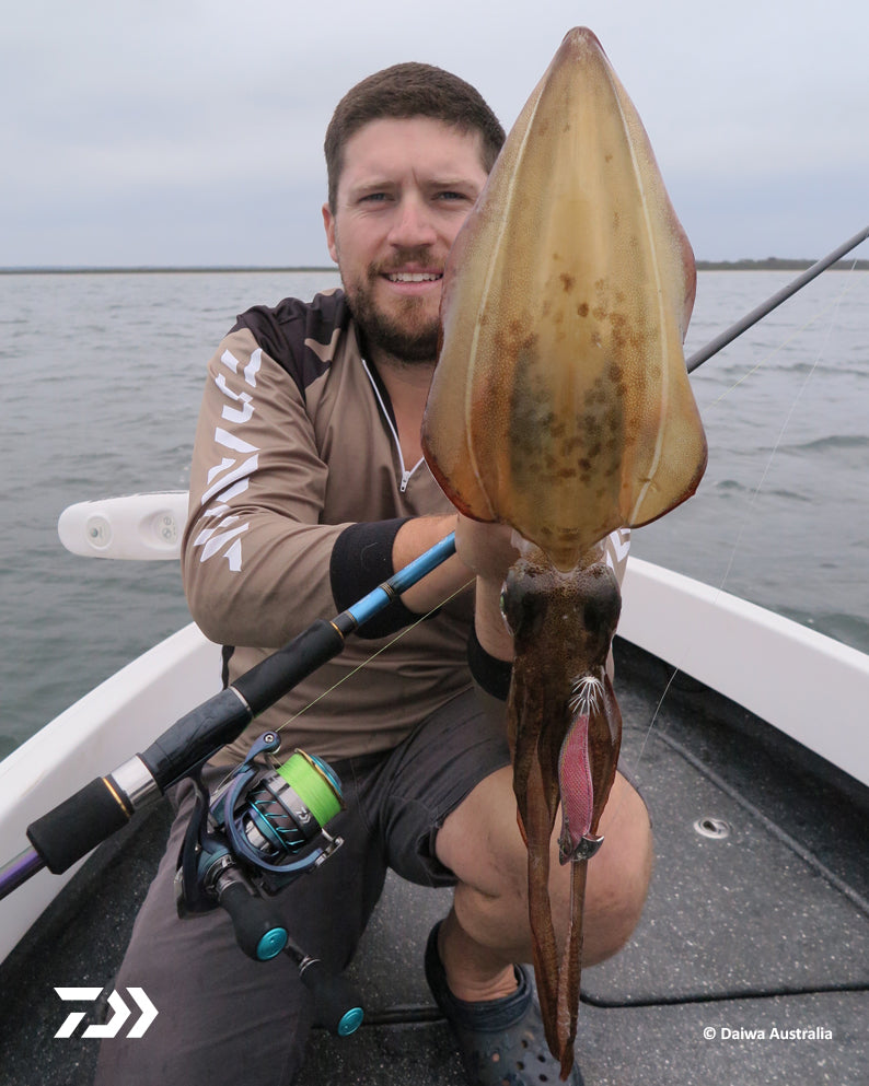 How to Catch Squid While Fishing Offshore