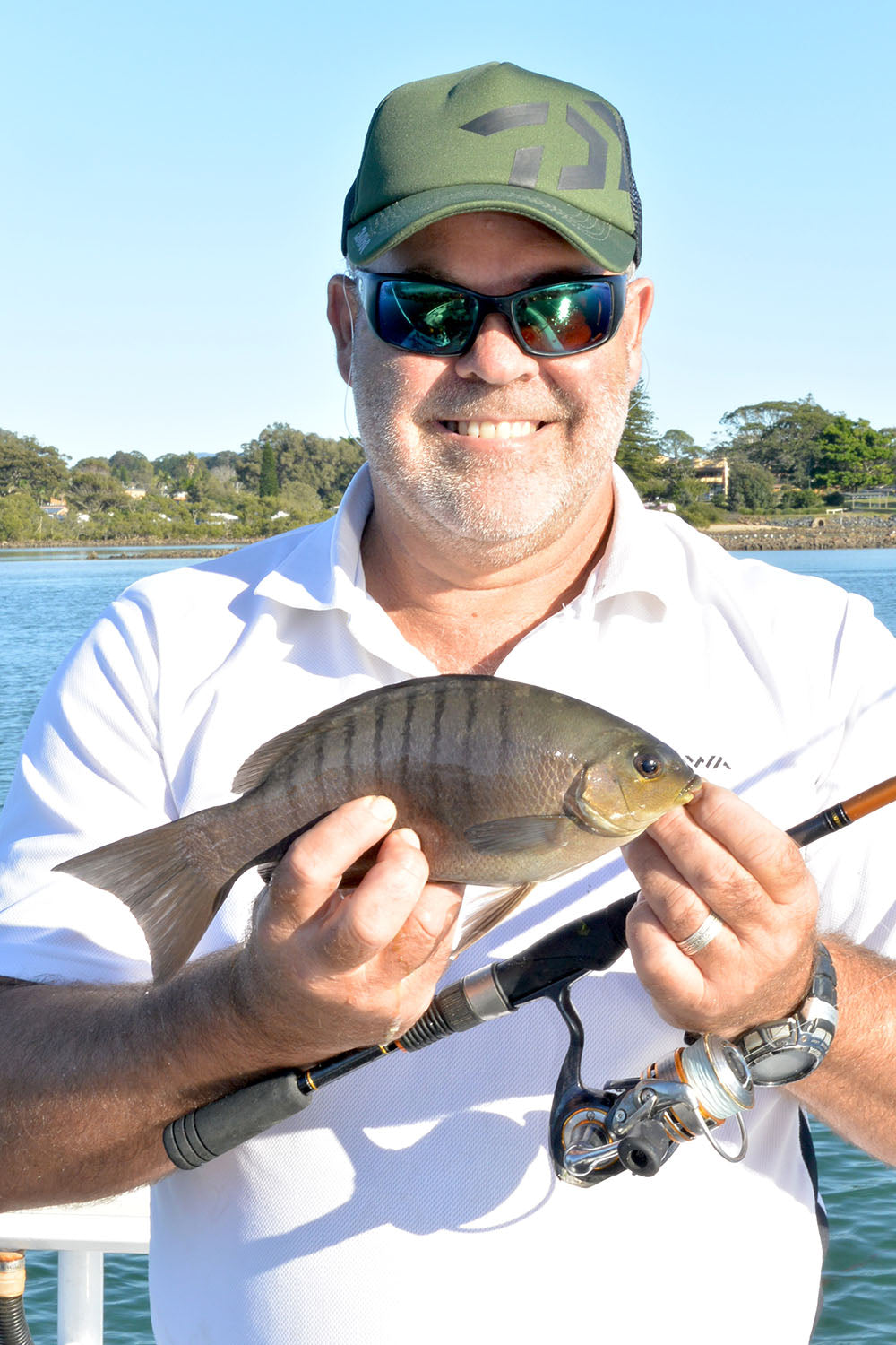 DAIWA FISHING TIPS: Floating on Aird – Luderick on spin tackle & –  Daiwa Australia