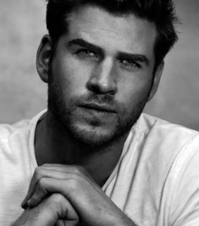 LIAM HEMSWORTH