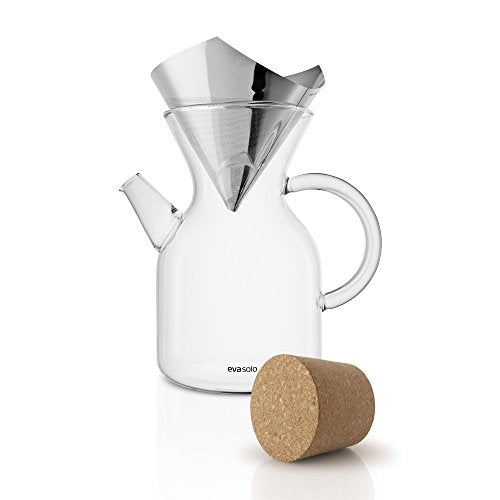 The Eva Solo Glass Pour Over Coffee Maker with Reusable Stainless Steel Filter combines both style and functionality to deliver a perfect brew every time. Crafted from heat-resistant, borosilicate glass, this modern coffee maker ensures that your coffee is brewed at just the right temperature, allowing the full flavors to shine through without any undesirable taste.