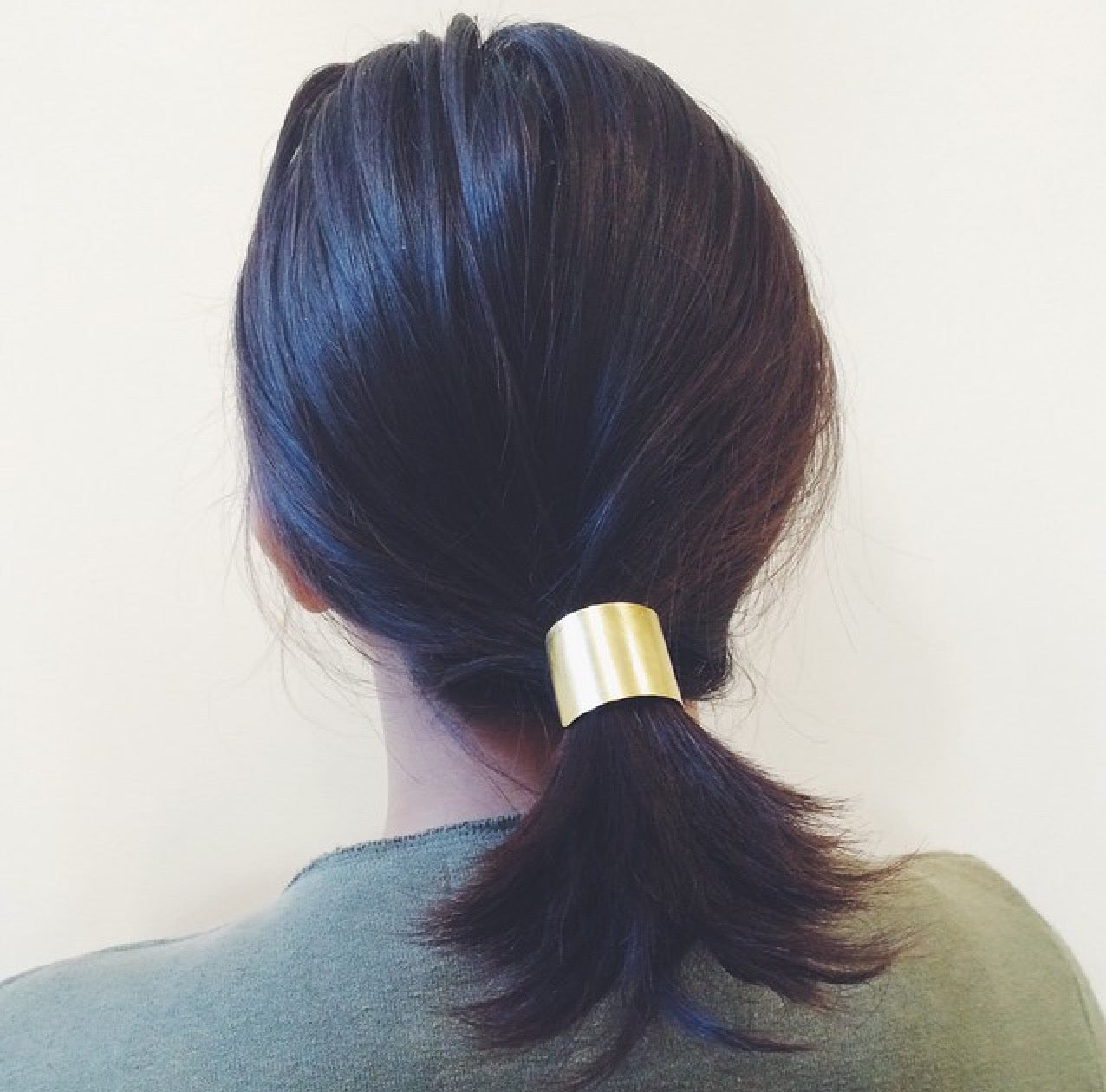 modern metal hair tie