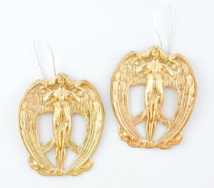 betsy & iya athena earrings