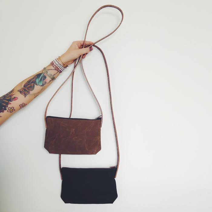 Jenneng Crossbody Bags