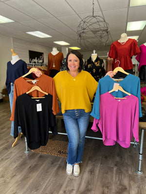 SY2616 3/4 SLEEVE V-NECK WOVEN TOP - Cody Kate Boutique