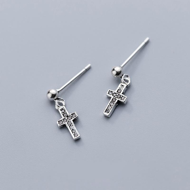 small cross earrings studs