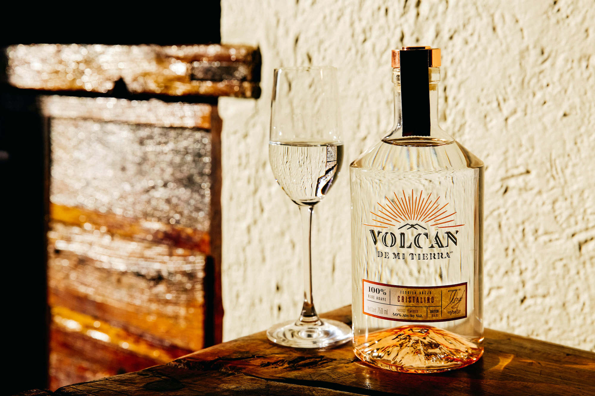 Volcán de mi Tierra - Blanco - Superpremium Tequila - Exclusive Luxury  Limited Edition - 700 ml - Avvenice