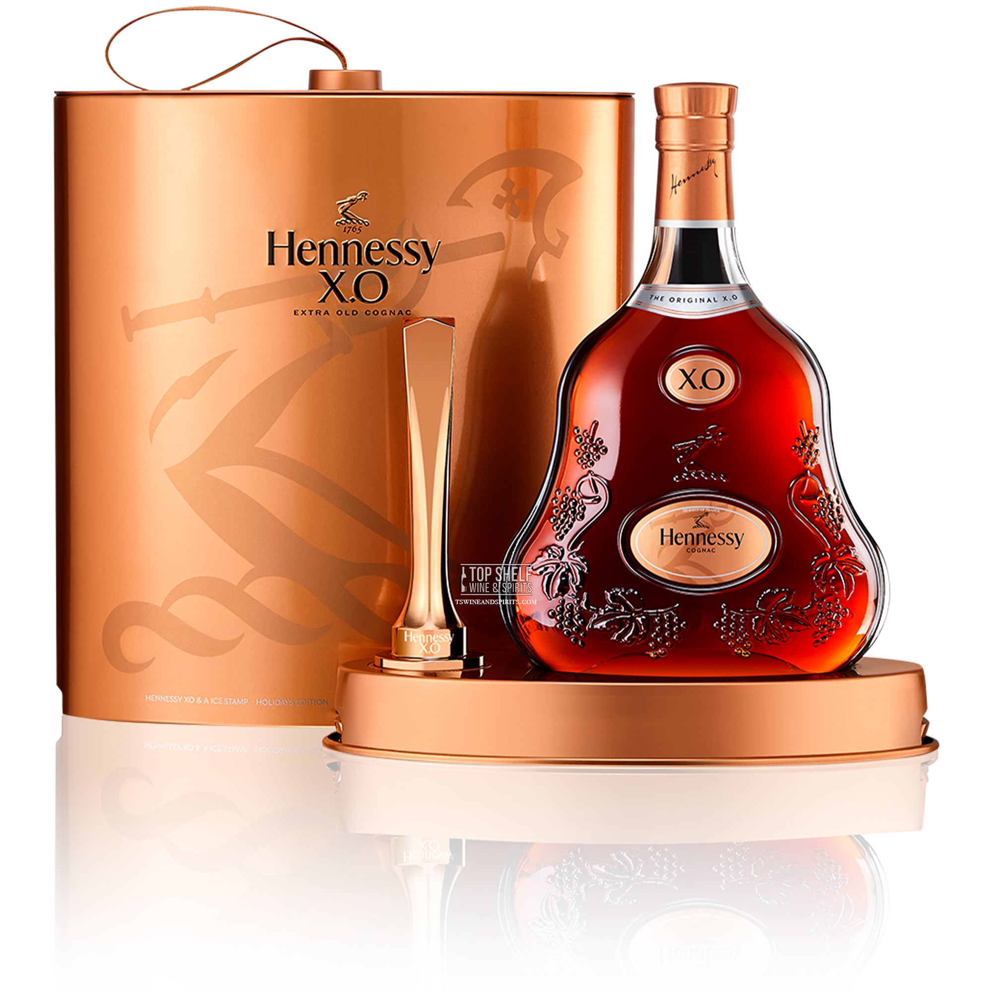 Moët Hennessy marks Hip Hop's birthday with HenNASsy Cognac pack