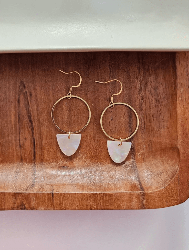 Iris Earrings in Iridescent