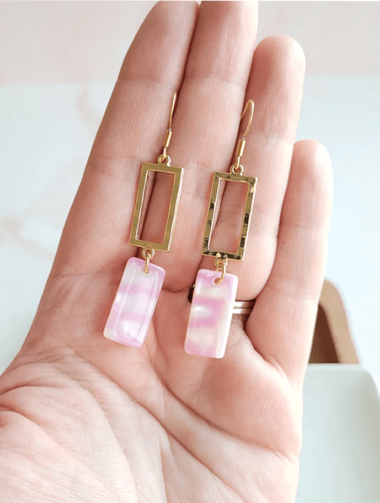 Raya Earrings in Bubblegum Pink