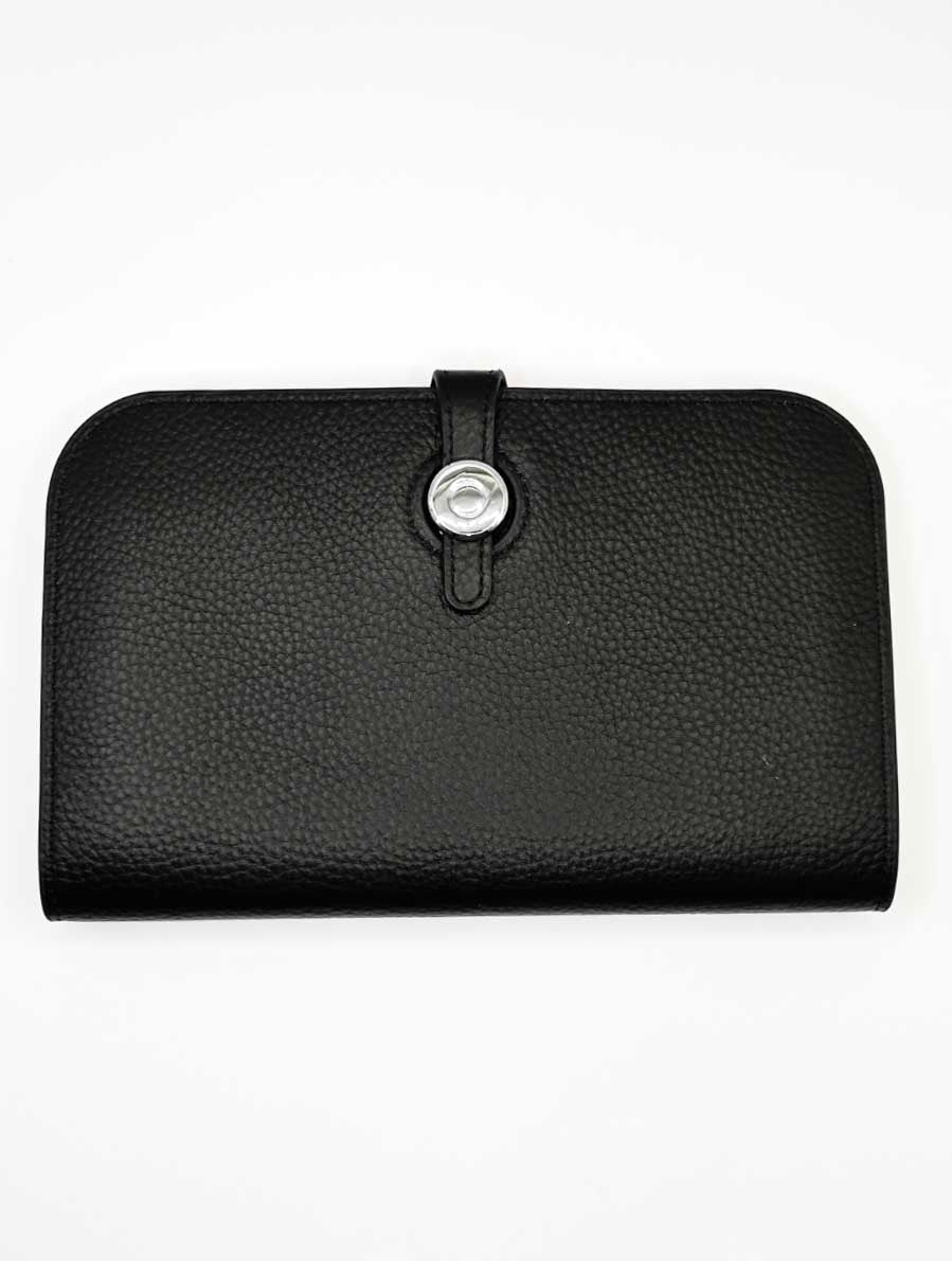 Leather Latch Wallet in Black