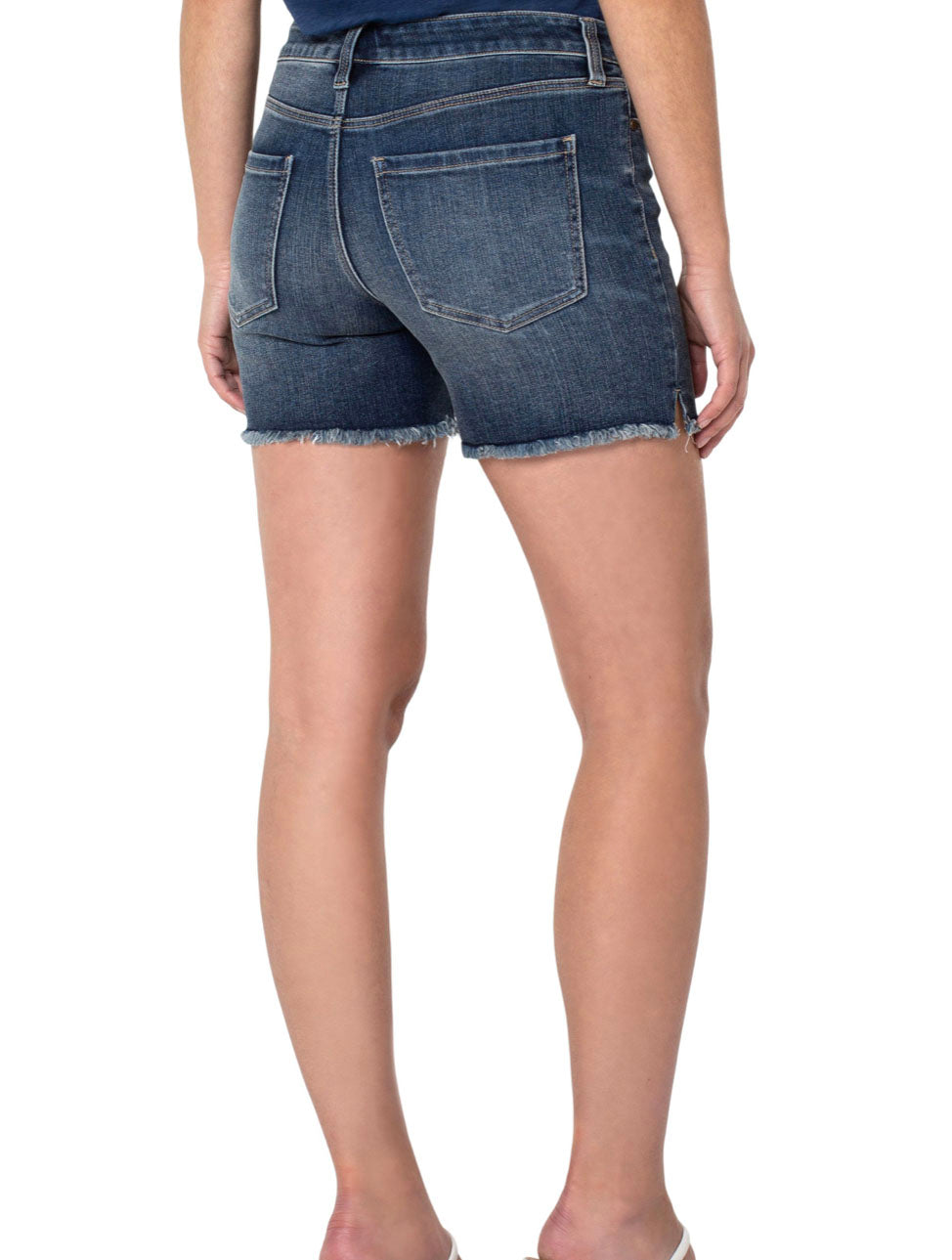 Liverpool Vickie Fray Hem Short in Harpswell